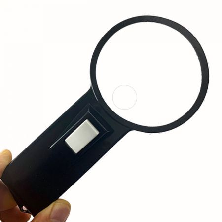 2X / 4X Magnifiers With Plastic Handle Light Loupe - 2X/4X Bifocal Double Lens Handheld Illuminated Magnifying Glass
